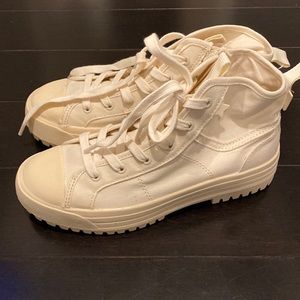 Zara Girls Beige Boots 2 1/2